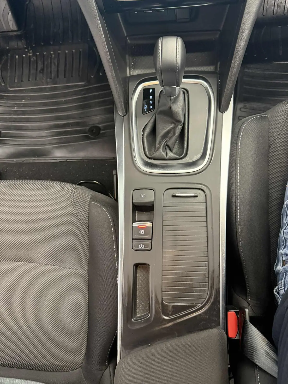 VELAR MOTORS 1.3 TCe TOUCH EDC | 13.000 KM | HATASIZ | GARANTİLİ - 2