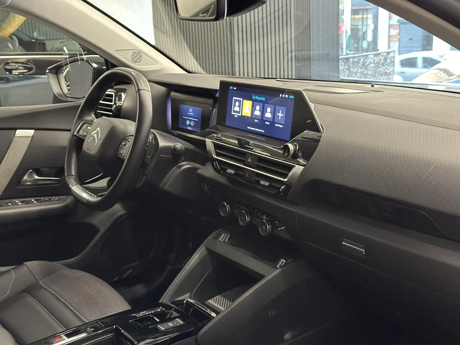 VELAR MOTORS 2024 CİTROËN C4X SHINE | 53.000 KM | BAKIMLI | - 4